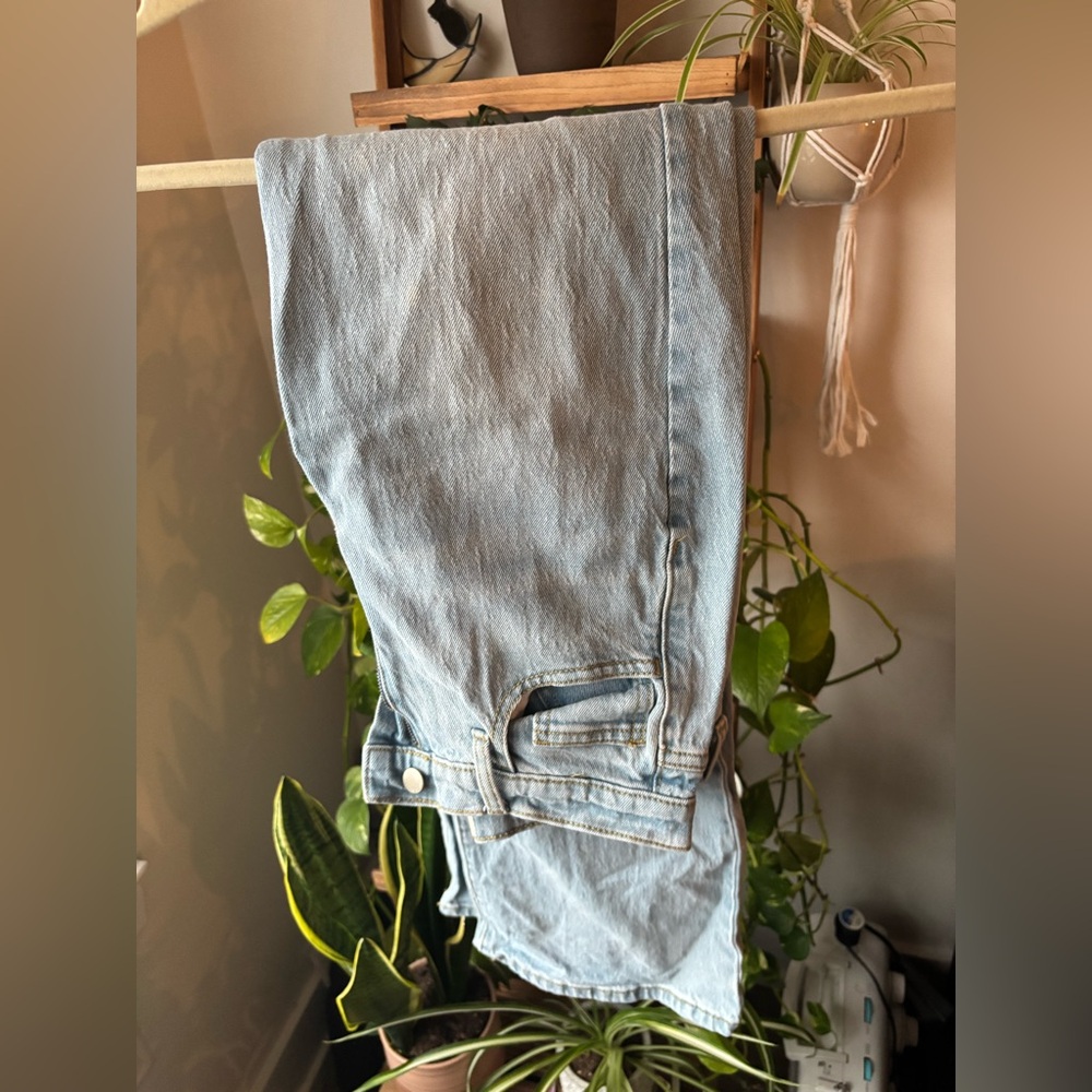 Universal Thread Light Blue Flare Jeans